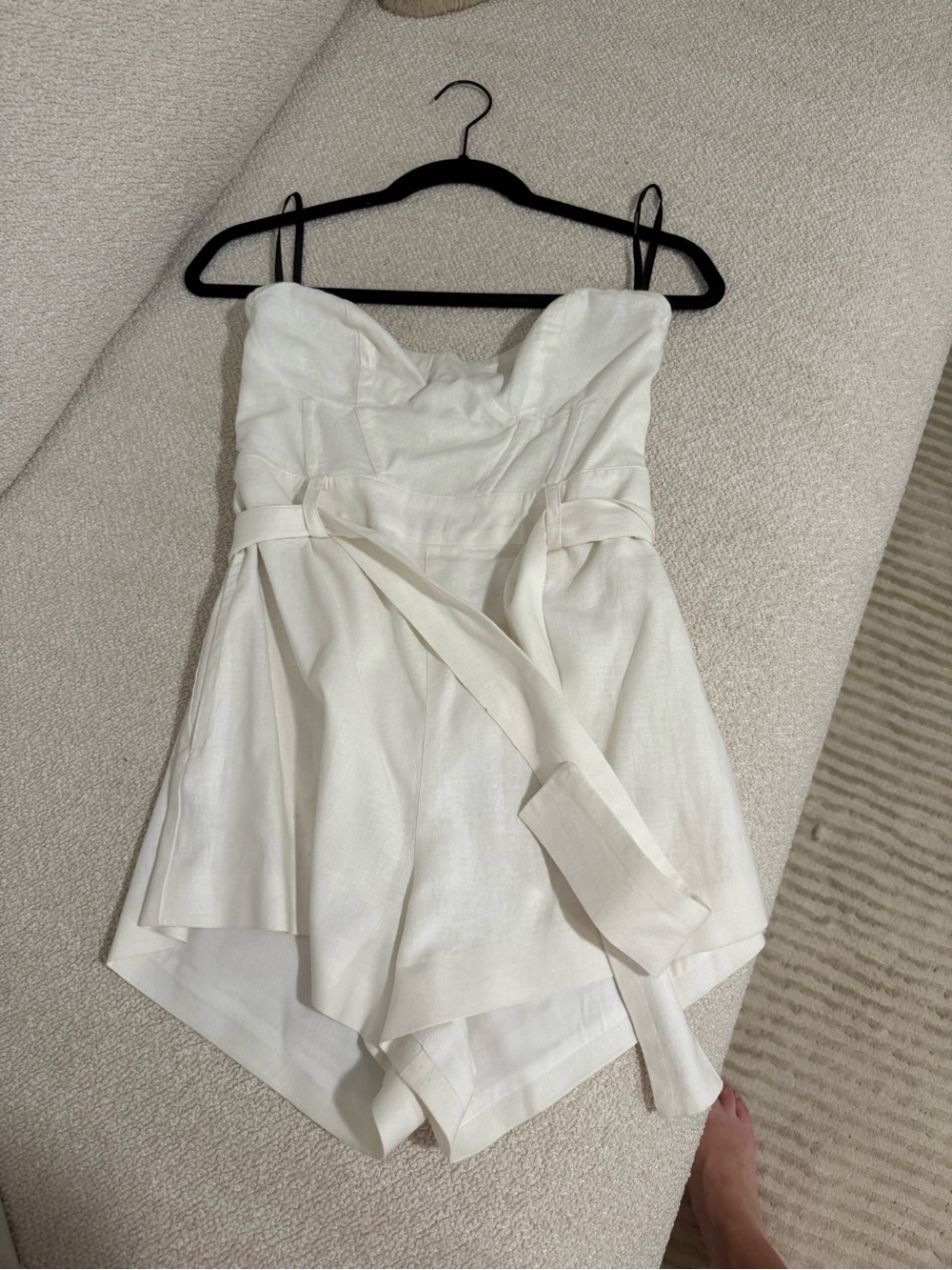 MAJORELLE White Strapless Belted Romper Size Small